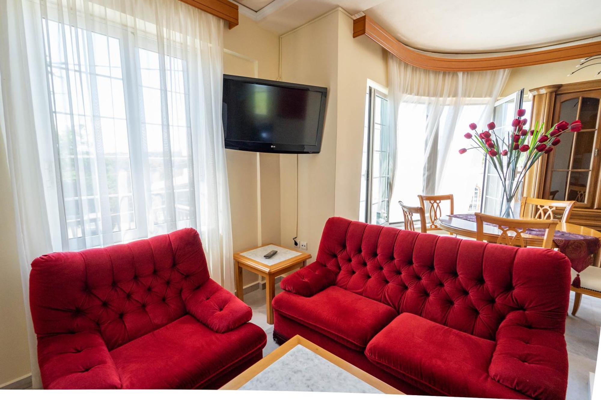 Futura Hotel Maleme  Exterior photo