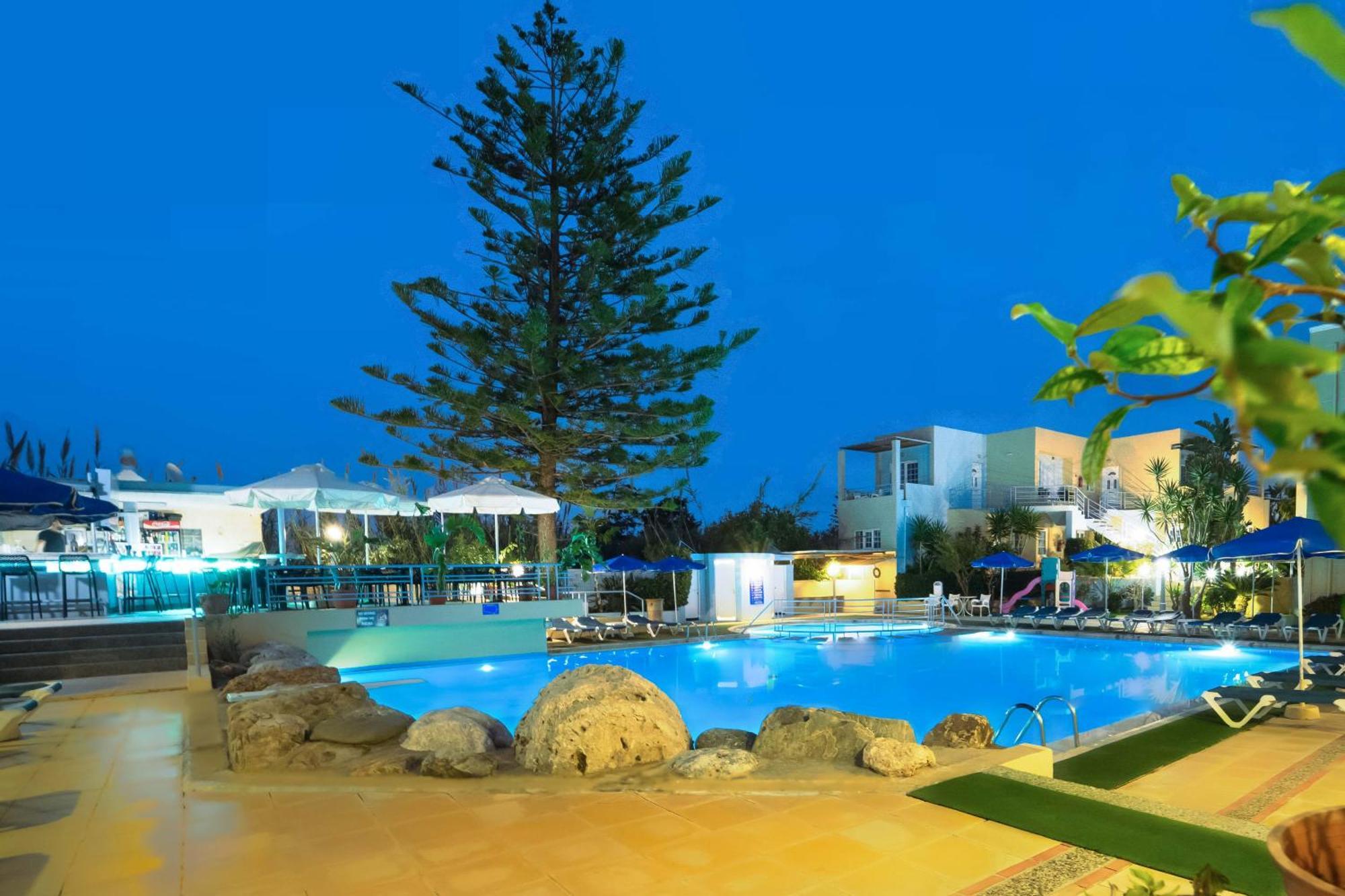 Futura Hotel Maleme  Exterior photo
