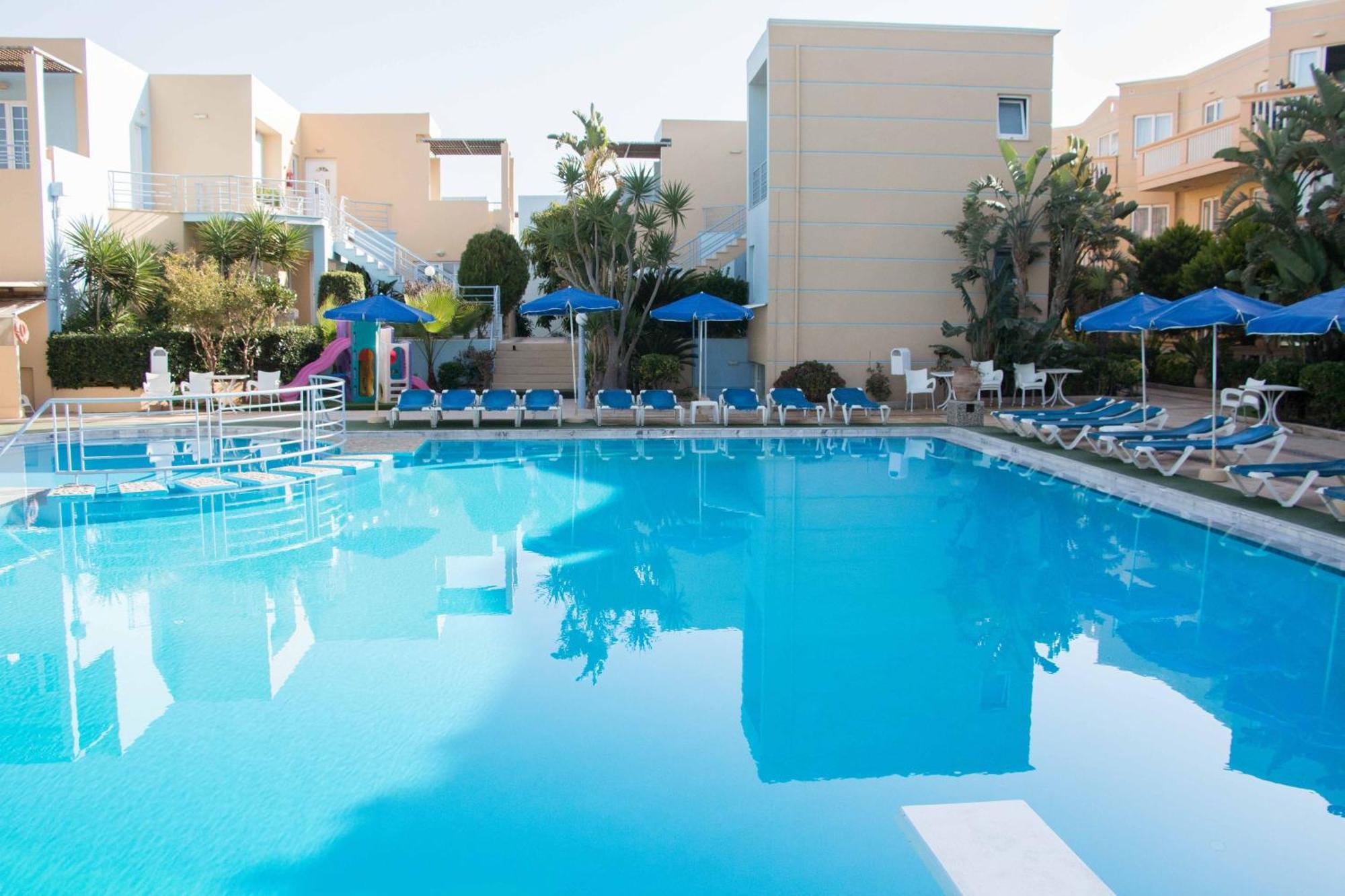 Futura Hotel Maleme  Exterior photo