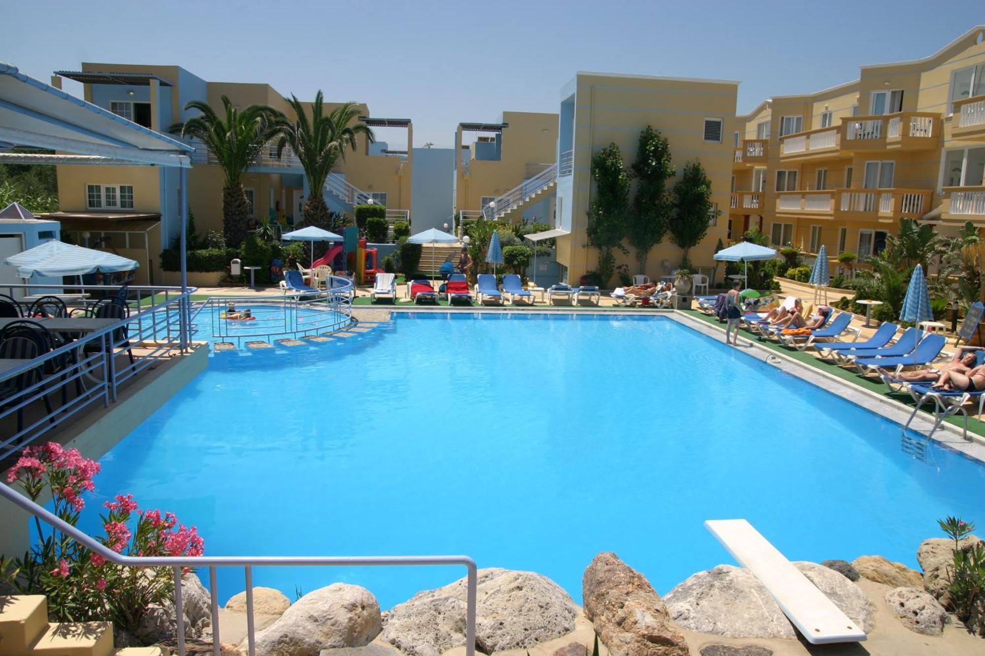 Futura Hotel Maleme  Exterior photo